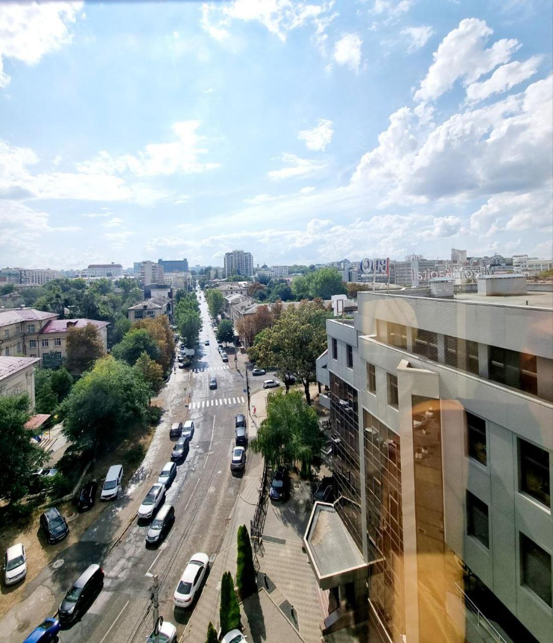 Perfect View Of The City Center Кишинев Екстериор снимка